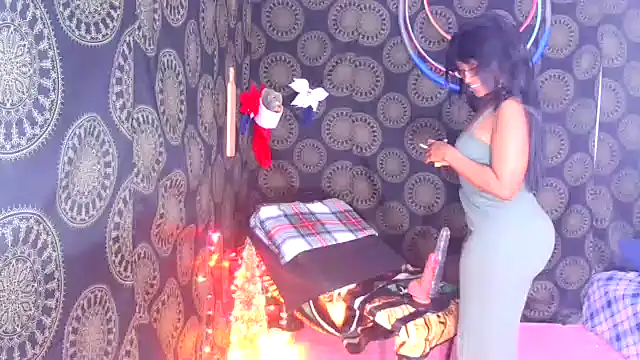 LunaRai online show from 12/17/25, 04:18