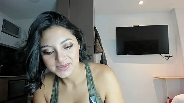 Snapshot of alexademie1 chatting on 01/03/25, 01:58 alexademie1 online show from 01/03/25, 01:58