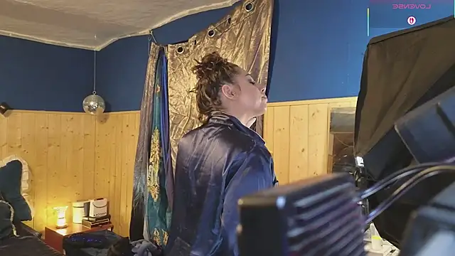 VanessaDoyle online show from 03/04/25, 01:23