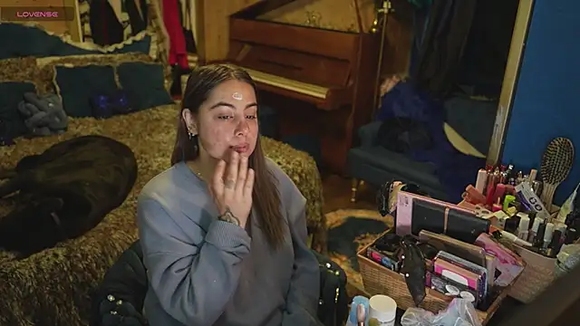 VanessaDoyle online show from 09/18/25, 01:40