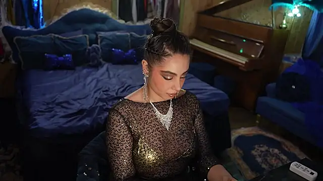 VanessaDoyle online show from 10/01/25, 12:16