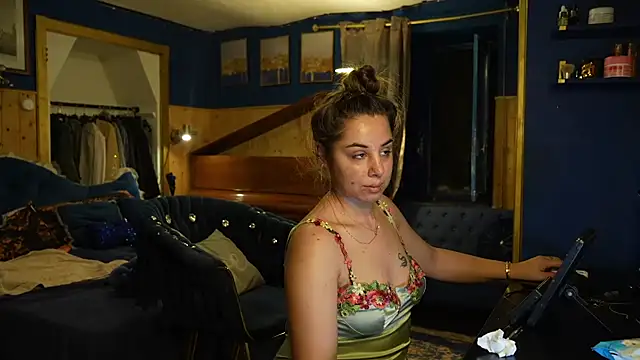 VanessaDoyle online show from 07/30/26, 10:20