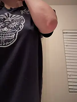 drizzypeach602 online show from 12/23/24, 06:55