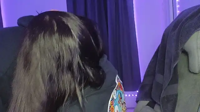 drizzypeach602 online show from 10/17/25, 02:37