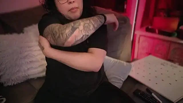 drizzypeach602 online show from 07/01/26, 04:25