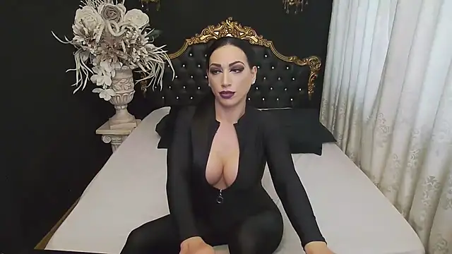 MichaelaDark online show from 01/06/25, 07:31
