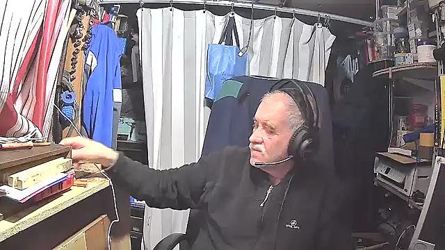 nonnomaturobisex online show from 01/24/25, 11:04
