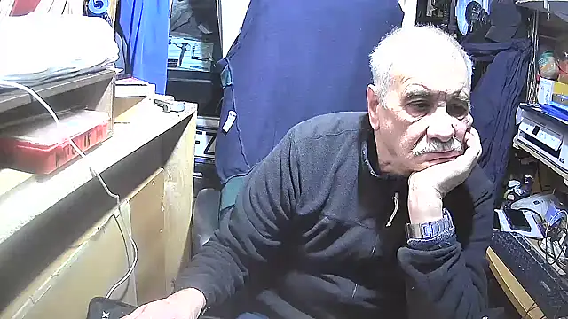 nonnomaturobisex online show from 01/27/25, 09:02