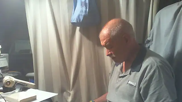 nonnomaturobisex online show from 10/01/25, 07:03