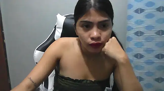 Miss unknown online show from 02/18/25, 01:32