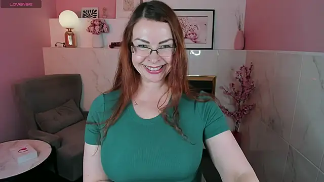 MrsIngrid online show from 03/06/25, 02:51