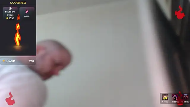 Snapshot of TONY_WHITE_7 chatting on 04/21/26, 12:12 TONY WHITE 7 online show from 04/21/26, 12:12