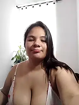 Snapshot of Van3orgasm4me chatting on 02/12/25, 10:04 Van3orgasm4me online show from 02/12/25, 10:04