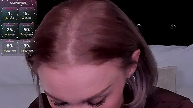 Snapshot of LianaFord chatting on 09/14/25, 12:21 LianaFord online show from 09/14/25, 12:21