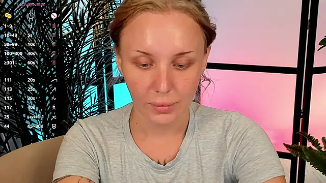 LianaFord online show from 07/18/26, 05:11