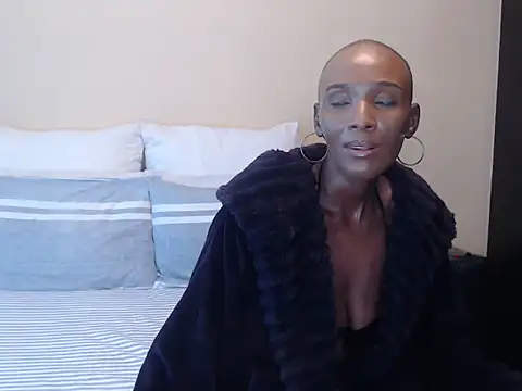 yummycherryxx online show from 06/13/26, 08:56