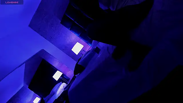 AntonellaRossi online show from 12/31/24, 10:01