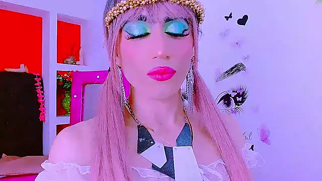 priscilahotker online show from 02/10/25, 05:47