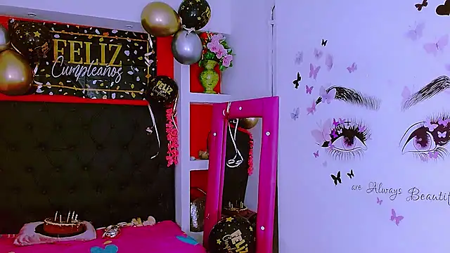 priscilahotker online show from 02/26/25, 06:58