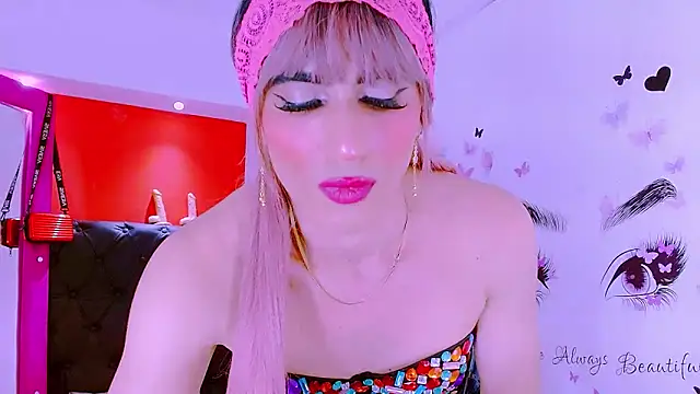 priscilahotker online show from 03/08/25, 01:25