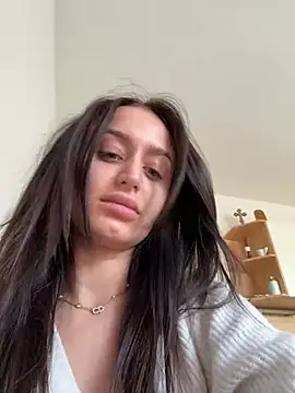 Zeyna1 online show from 03/04/25, 10:24
