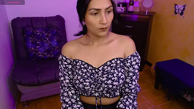 leah-666 online show from 01/26/25, 01:36