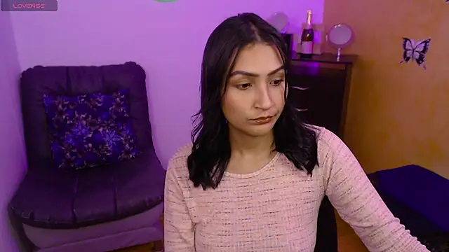 leah-666 online show from 02/04/25, 01:59