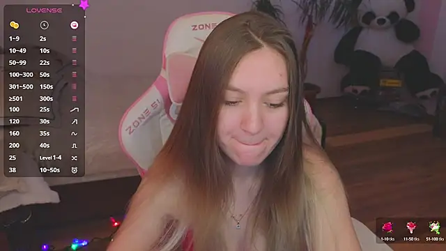 Snapshot of CyrilaPuff chatting on 12/10/24, 04:24 CyrilaPuff online show from 12/10/24, 04:24
