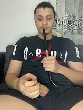 Enzoboy187 online show from 12/19/24, 04:13