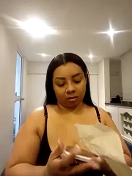 MelanyShayk online show from 12/11/24, 12:02