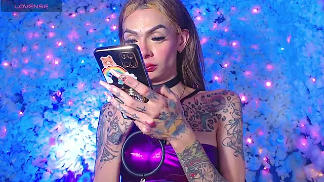 dannabigdirty1 online show from 12/11/24, 10:03