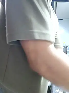 Snapshot of munyunu chatting on 10/26/25, 02:39 munyunu online show from 10/26/25, 02:39