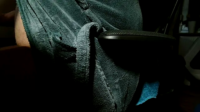 Snapshot of suedel65 chatting on 10/21/25, 02:56 suedel65 online show from 10/21/25, 02:56