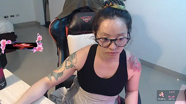 pink-2022 online show from 06/10/26, 08:41