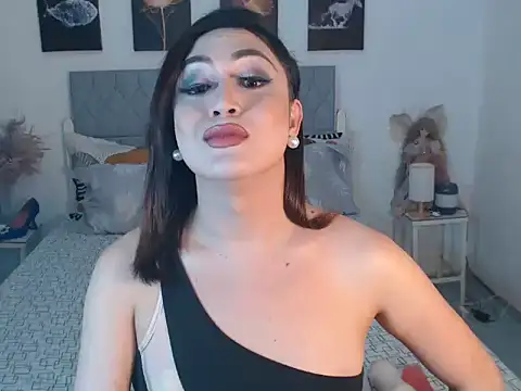 Asiannightingale online show from 10/11/25, 08:02