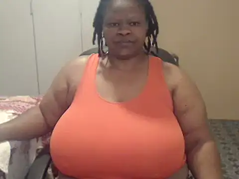 sweetnoziexx online show from 11/22/25, 04:33