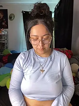 MsConejitaa online show from 12/11/24, 07:03