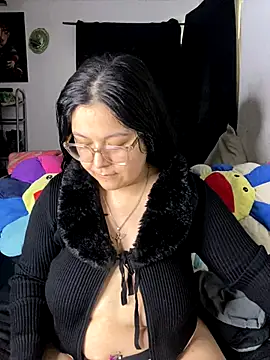 Snapshot of MsConejitaa chatting on 11/03/25, 05:14 MsConejitaa online show from 11/03/25, 05:14