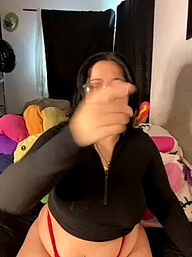 Snapshot of MsConejitaa chatting on 11/23/25, 05:46 MsConejitaa online show from 11/23/25, 05:46