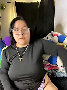 Snapshot of MsConejitaa chatting on 12/05/25, 03:41 MsConejitaa online show from 12/05/25, 03:41