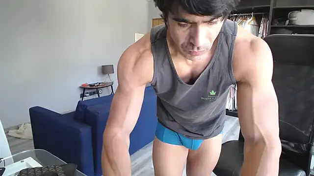 Snapshot of samricci21 chatting on 10/17/25, 11:13 samricci21 online show from 10/17/25, 11:13