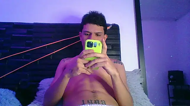 andersonZ998 online show from 10/16/25, 04:57