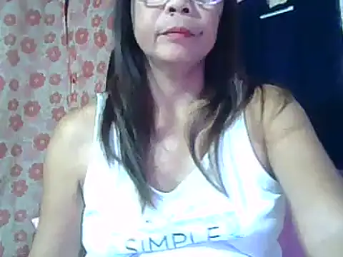 urwife tobe online show from 01/25/25, 01:19