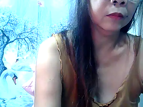 urwife tobe online show from 10/23/25, 01:43