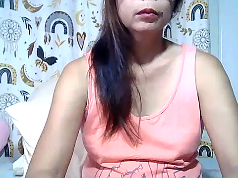 urwife tobe online show from 05/07/26, 09:31