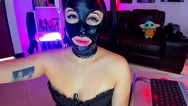 kayilyn online show from 01/31/25, 06:14