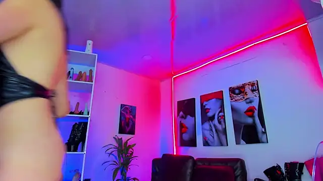 kayilyn online show from 02/07/25, 12:06