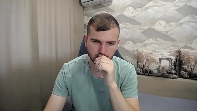 Snapshot of SerzhKorol1 chatting on 09/16/25, 08:26 SerzhKorol1 online show from 09/16/25, 08:26