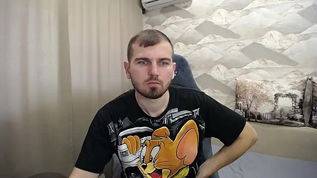 Snapshot of SerzhKorol1 chatting on 09/21/25, 08:16 SerzhKorol1 online show from 09/21/25, 08:16
