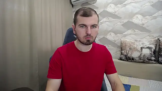 Snapshot of SerzhKorol1 chatting on 09/28/25, 07:58 SerzhKorol1 online show from 09/28/25, 07:58